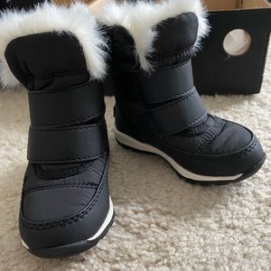 Sorel toddler Whitney strap winter boot. NEW!!